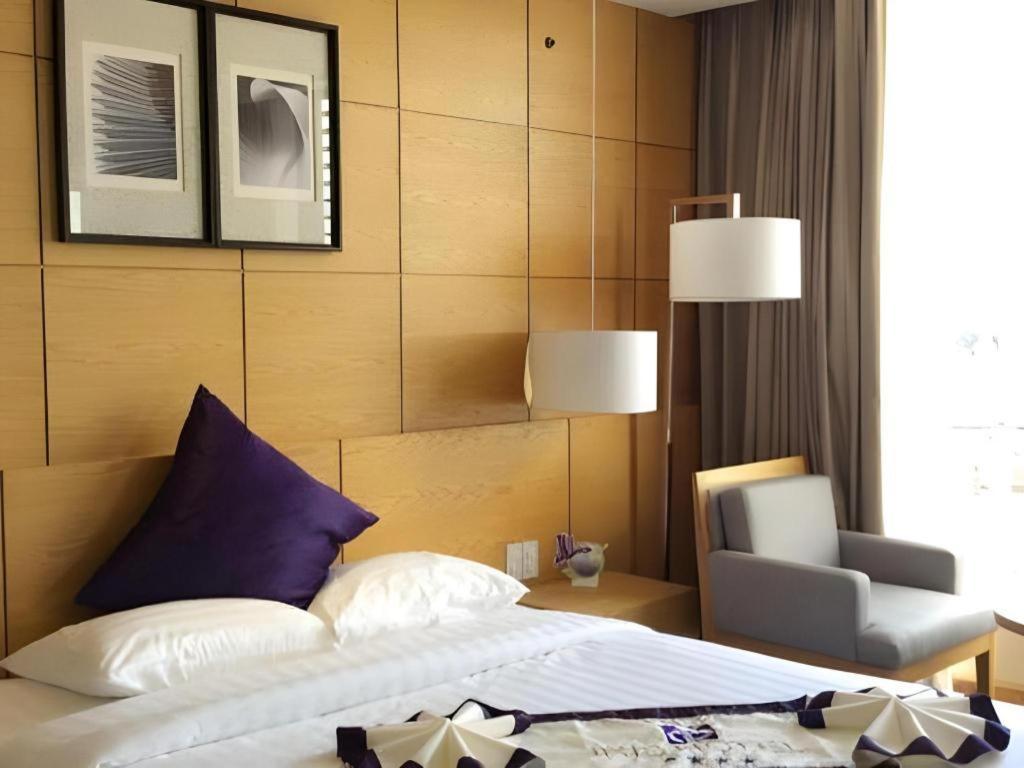 Iris Hotel Кантхо Экстерьер фото
