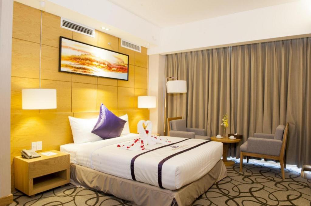 Iris Hotel Кантхо Экстерьер фото