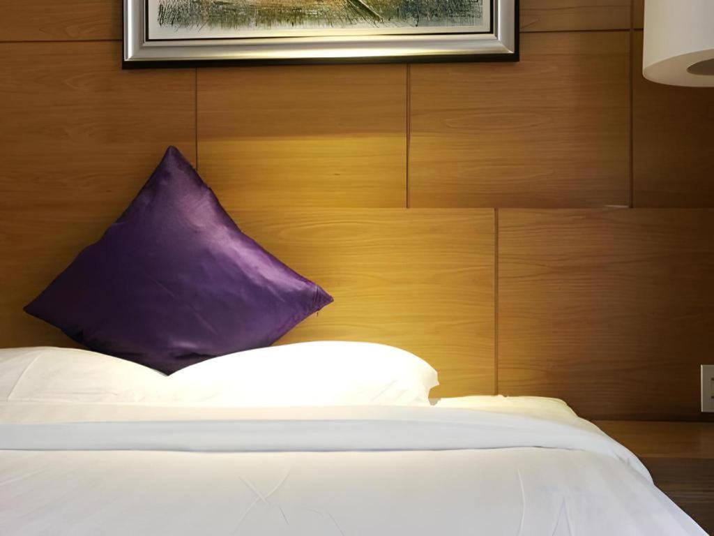 Iris Hotel Кантхо Экстерьер фото