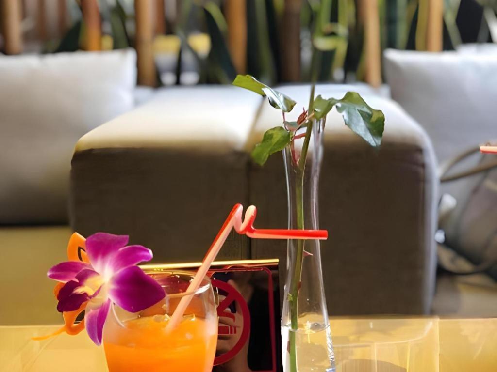 Iris Hotel Кантхо Экстерьер фото